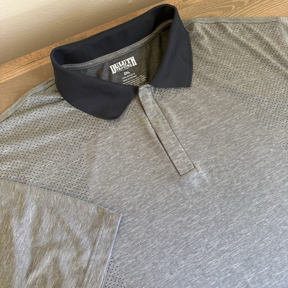 Duluth Trading Co Men's 2XL Grey Zipper Short Sleeve Polo Collar Shirt